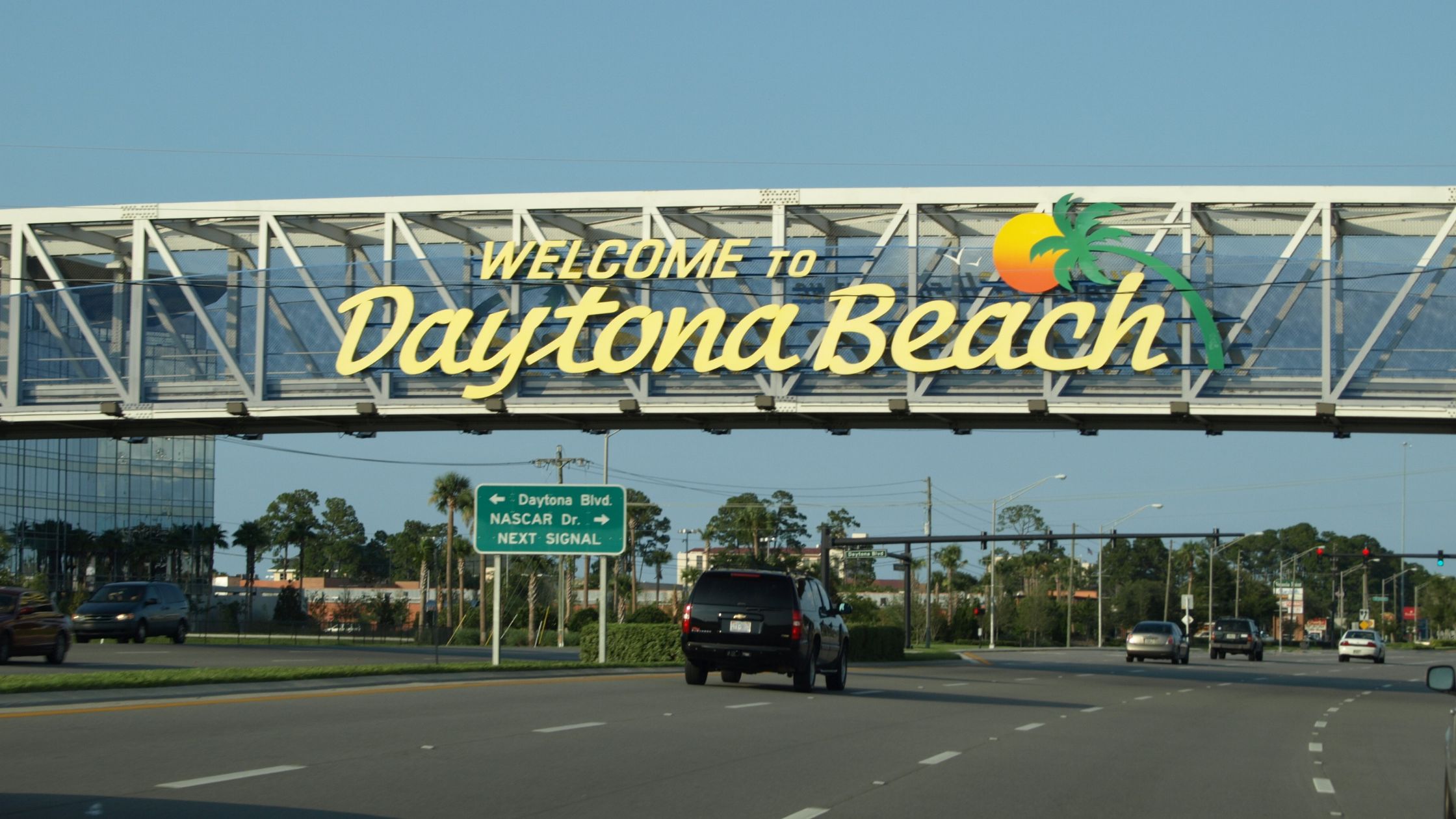 Perfect Location for Daytona Beach and Beyond - Daytona Beach Mosaic